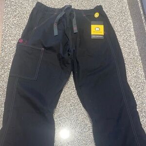 Size small black cargo flared scrub pants